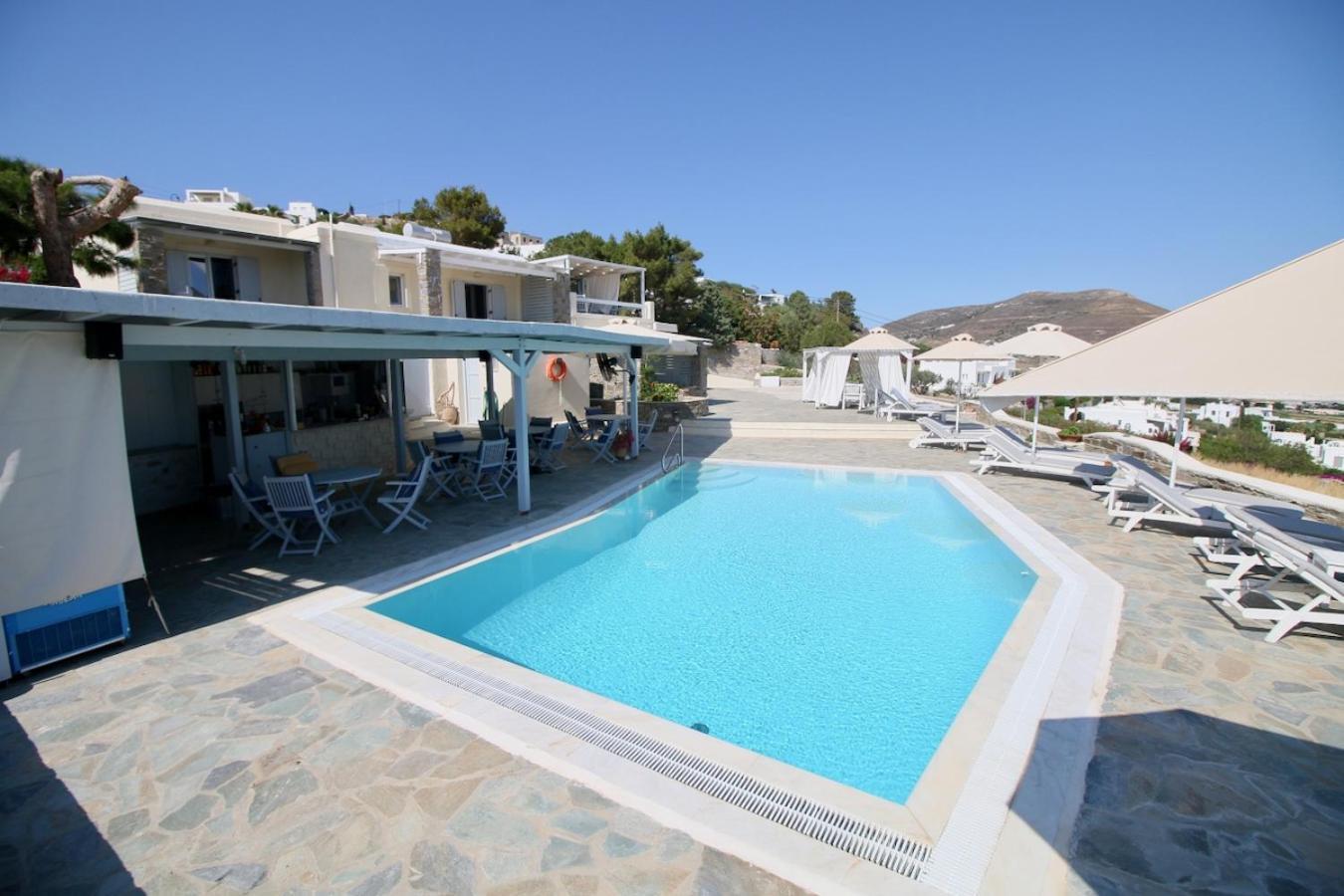 Blue Bay Heliolithos Hotel Parikia  Exterior photo
